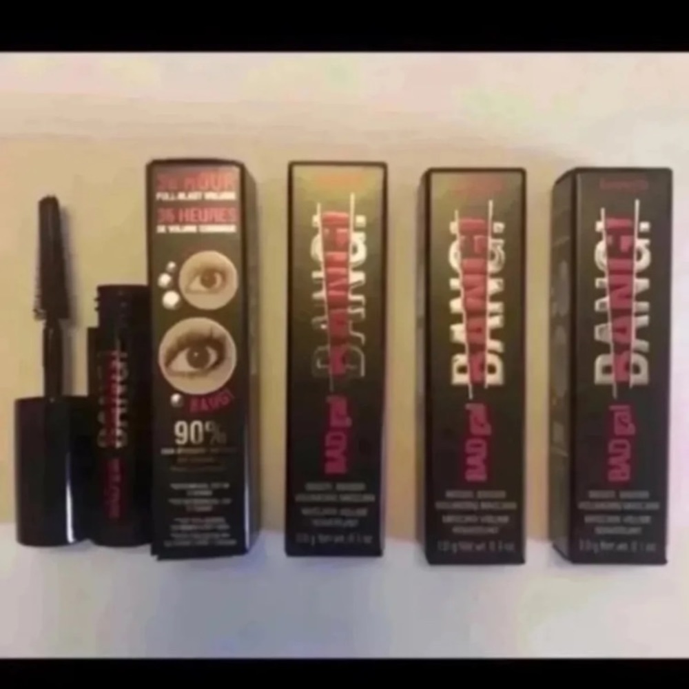 4 benefit bad gal mascara